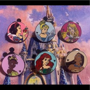 Disney Princess Pin set